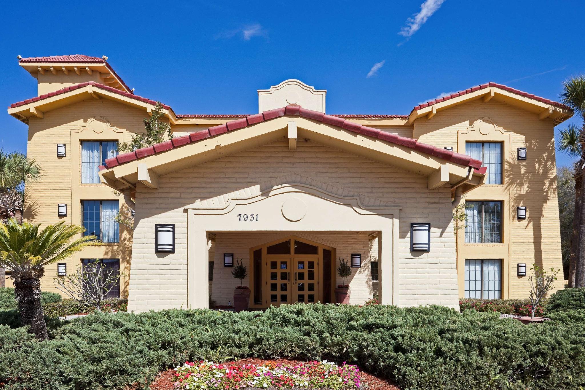 La Quinta Inn By Wyndham Orlando Airport West Exterior foto